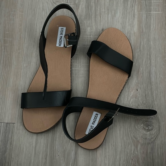 Women’s Steve Madden Sandals - Picture 1 of 4
